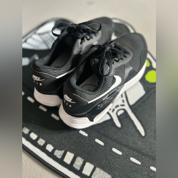 NIKE AIR MAX SYSTM - Picture 2 of 5